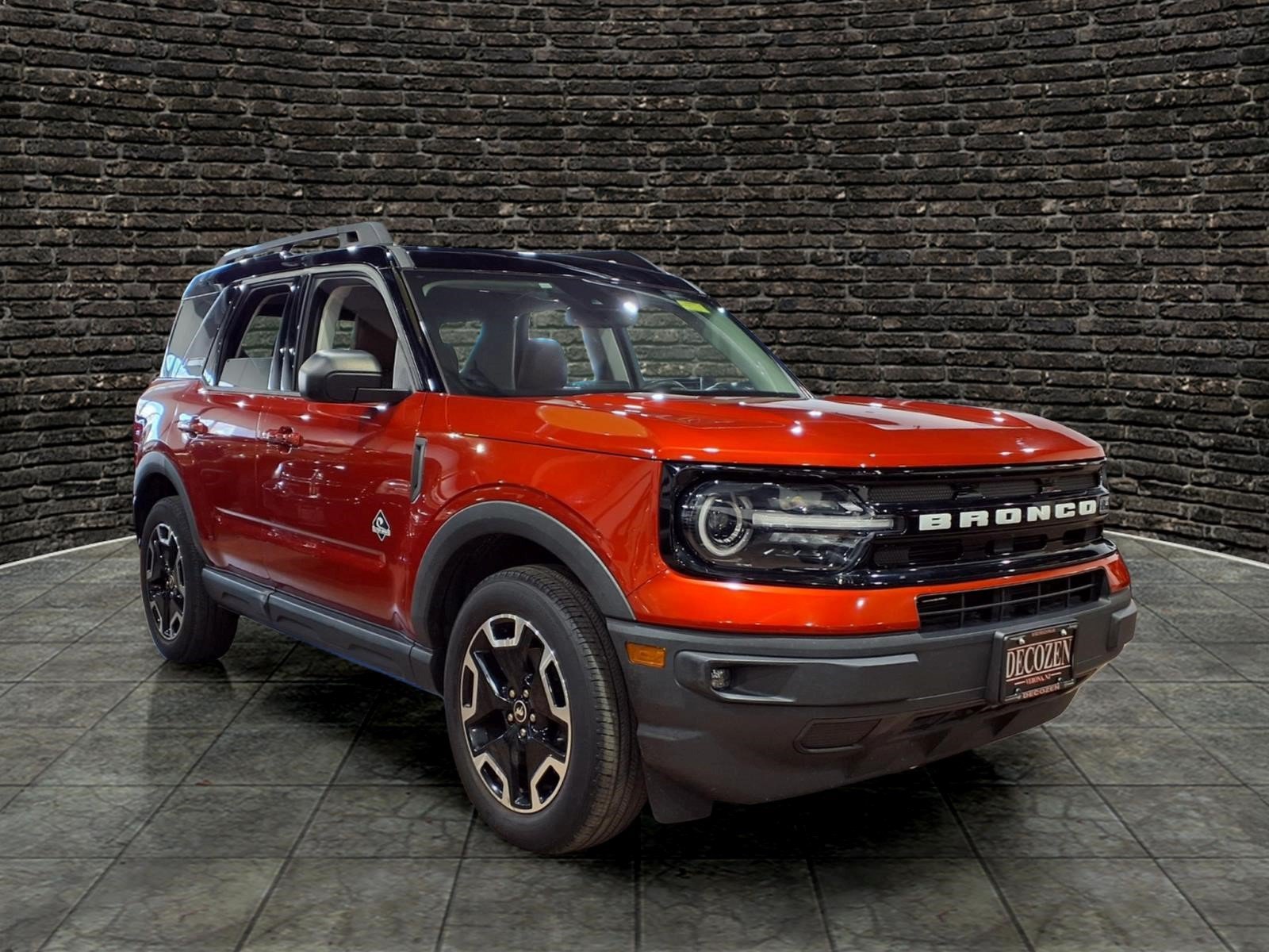 Used 2022 Ford Bronco Sport Outer Banks w/ Tech Package AWD/4WD image 1