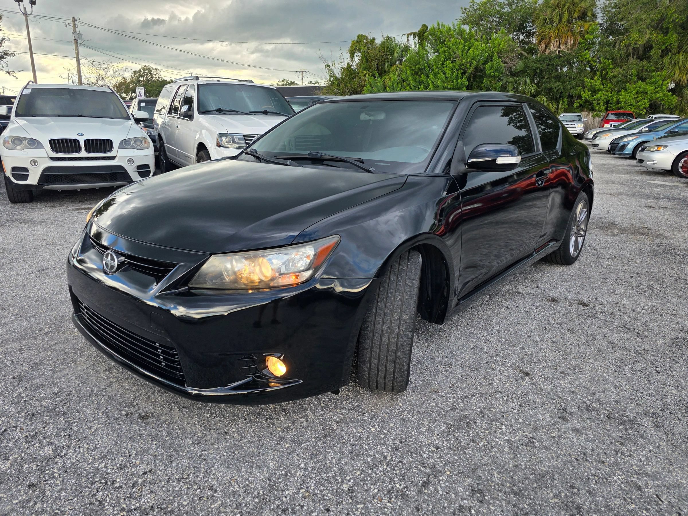 Used 2011 Scion tC FWD image 3