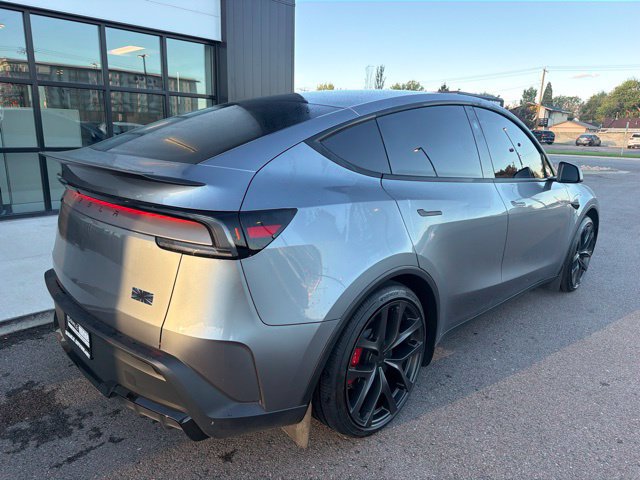 Used 2026 Tesla Model Y Performance AWD/4WD image 9