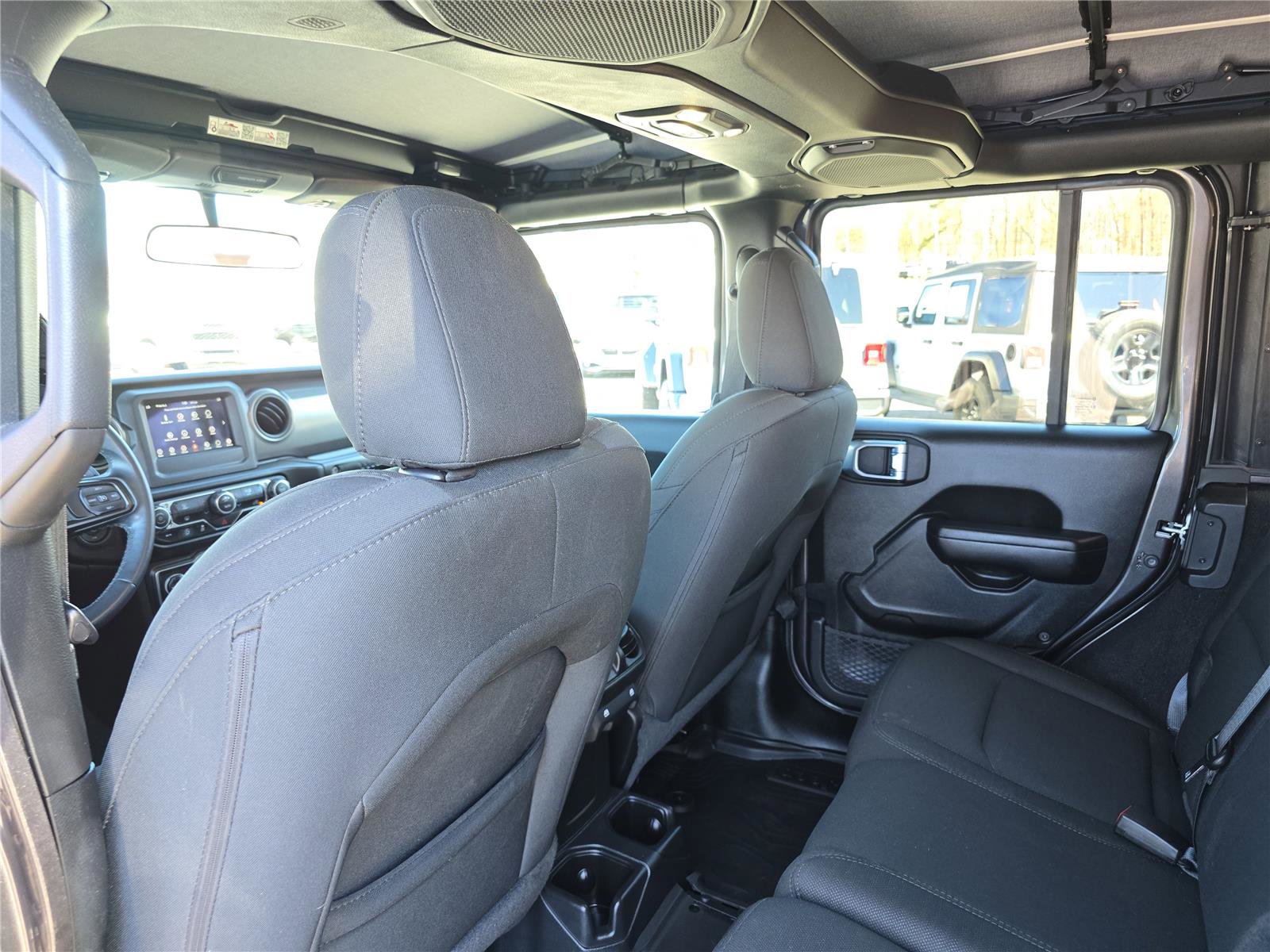 Used 2021 Jeep Wrangler Unlimited Sport image 17