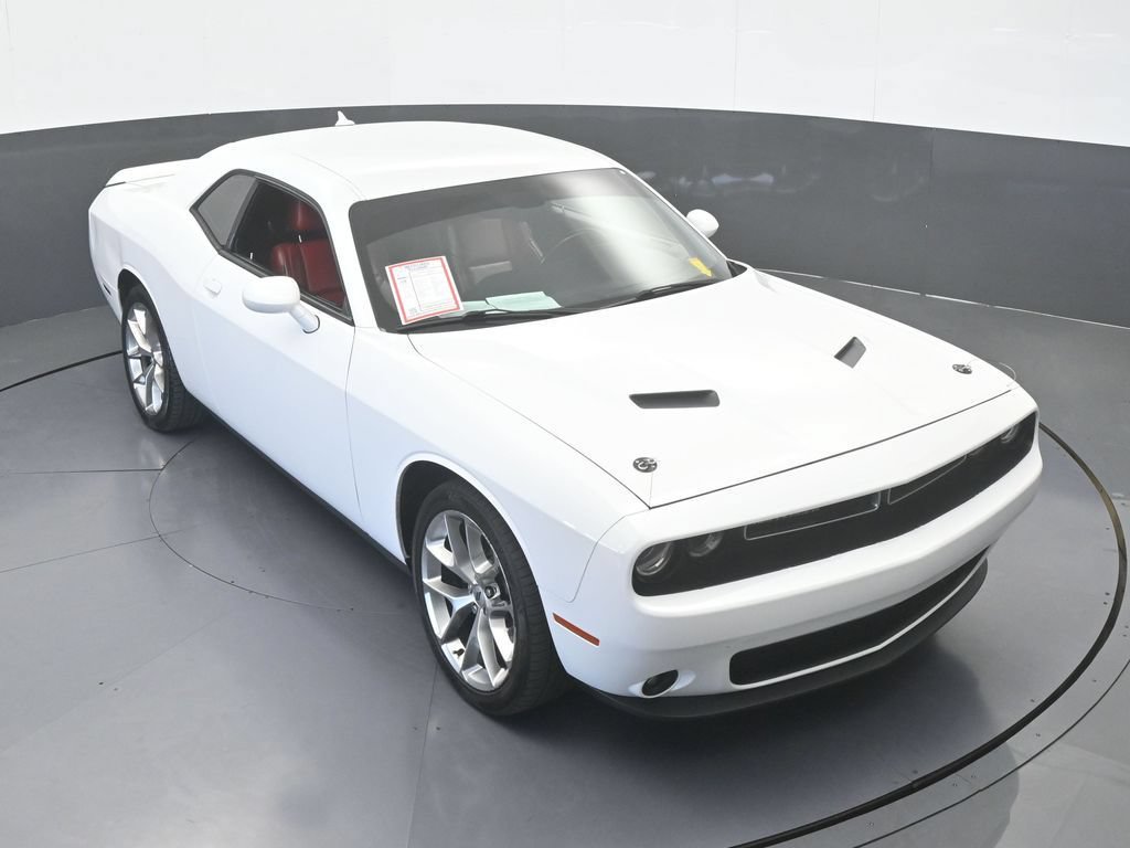 Used 2020 Dodge Challenger SXT w/ Plus Package RWD image 47
