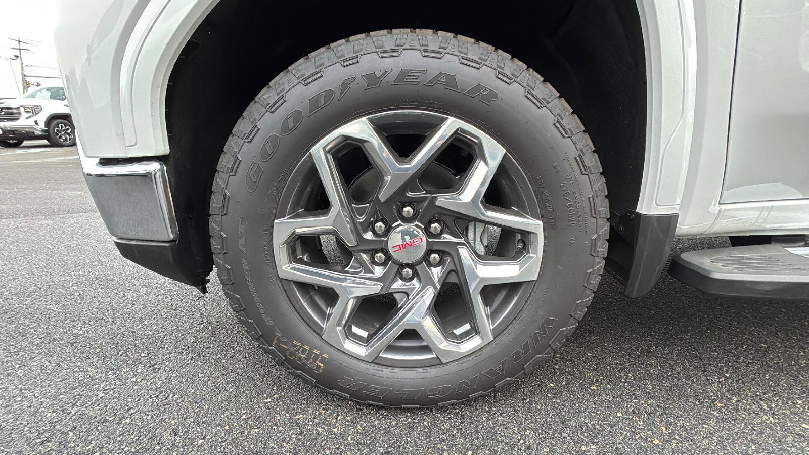 New 2026 GMC Sierra 1500 SLT w/ SLT Premium Plus Package image 10