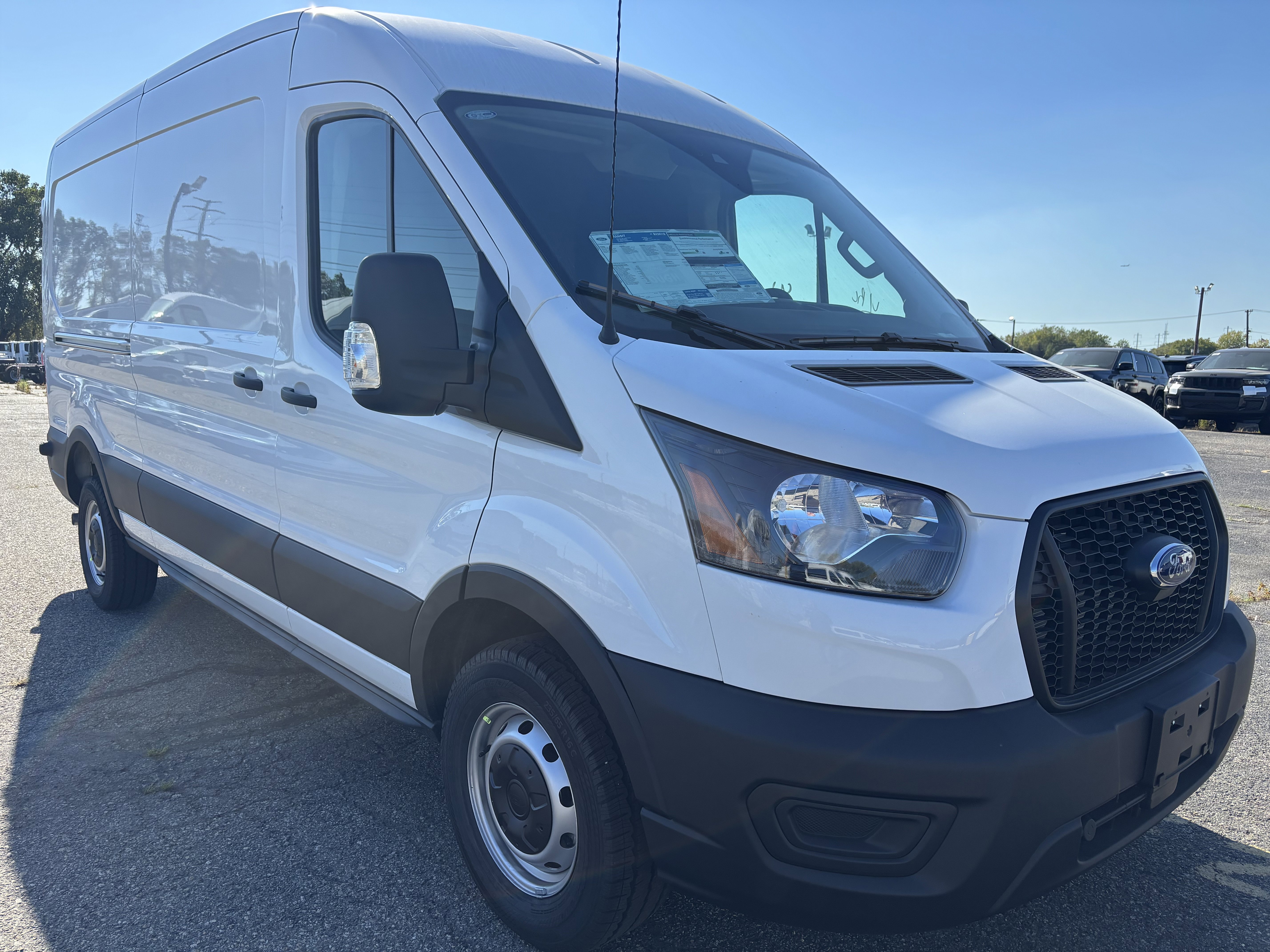 New 2025 Ford Transit 250 148 Medium Roof image 1