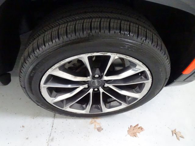 Certified 2022 Jeep Wagoneer Series III w/ Premium Group I image 29