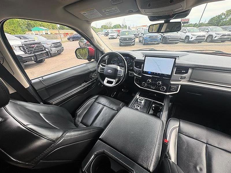 Used 2022 Ford Expedition XLT AWD/4WD image 43