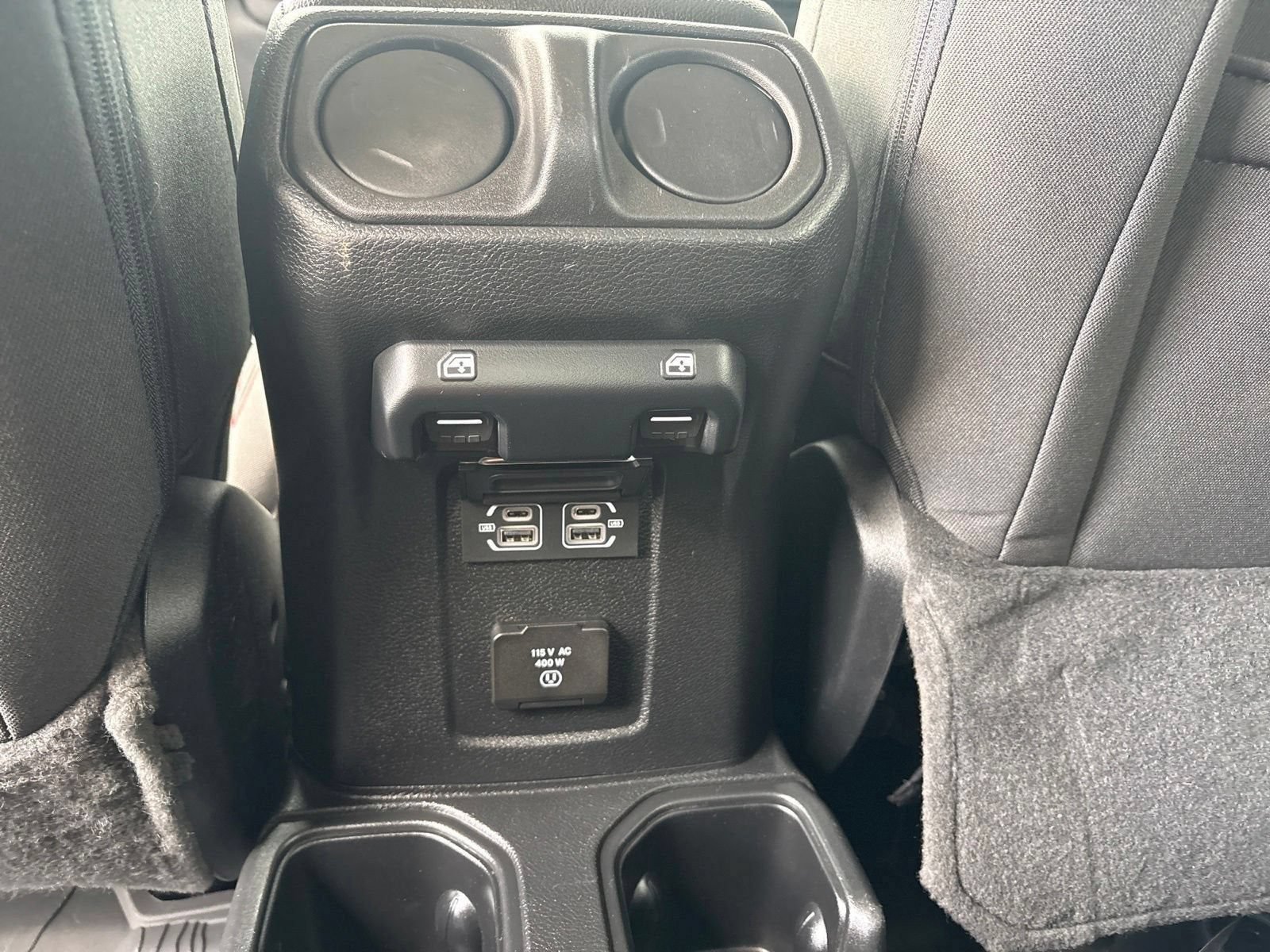Used 2023 Jeep Gladiator Rubicon w/ Cold Weather Group AWD/4WD image 25