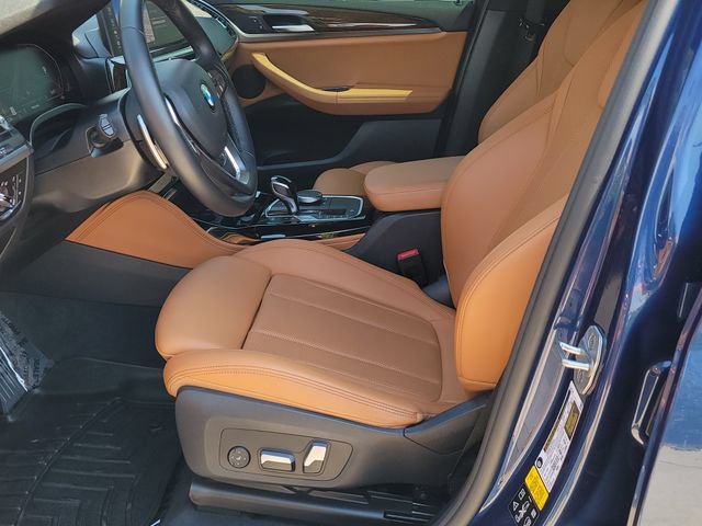 Used 2022 BMW X4 xDrive30i w/ Premium Package AWD/4WD image 6