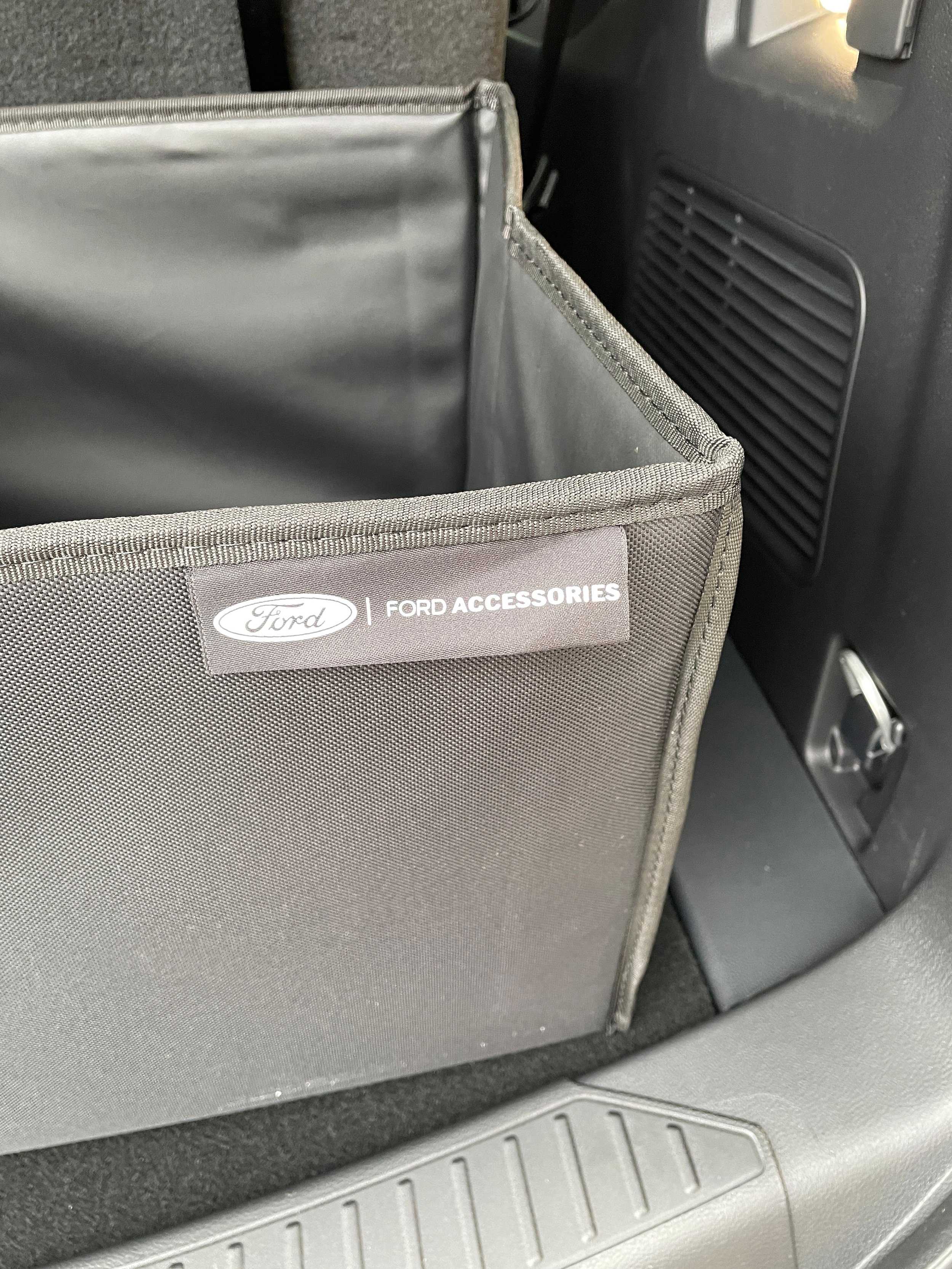 New 2026 Ford Explorer Active w/ Active Comfort Package image 28