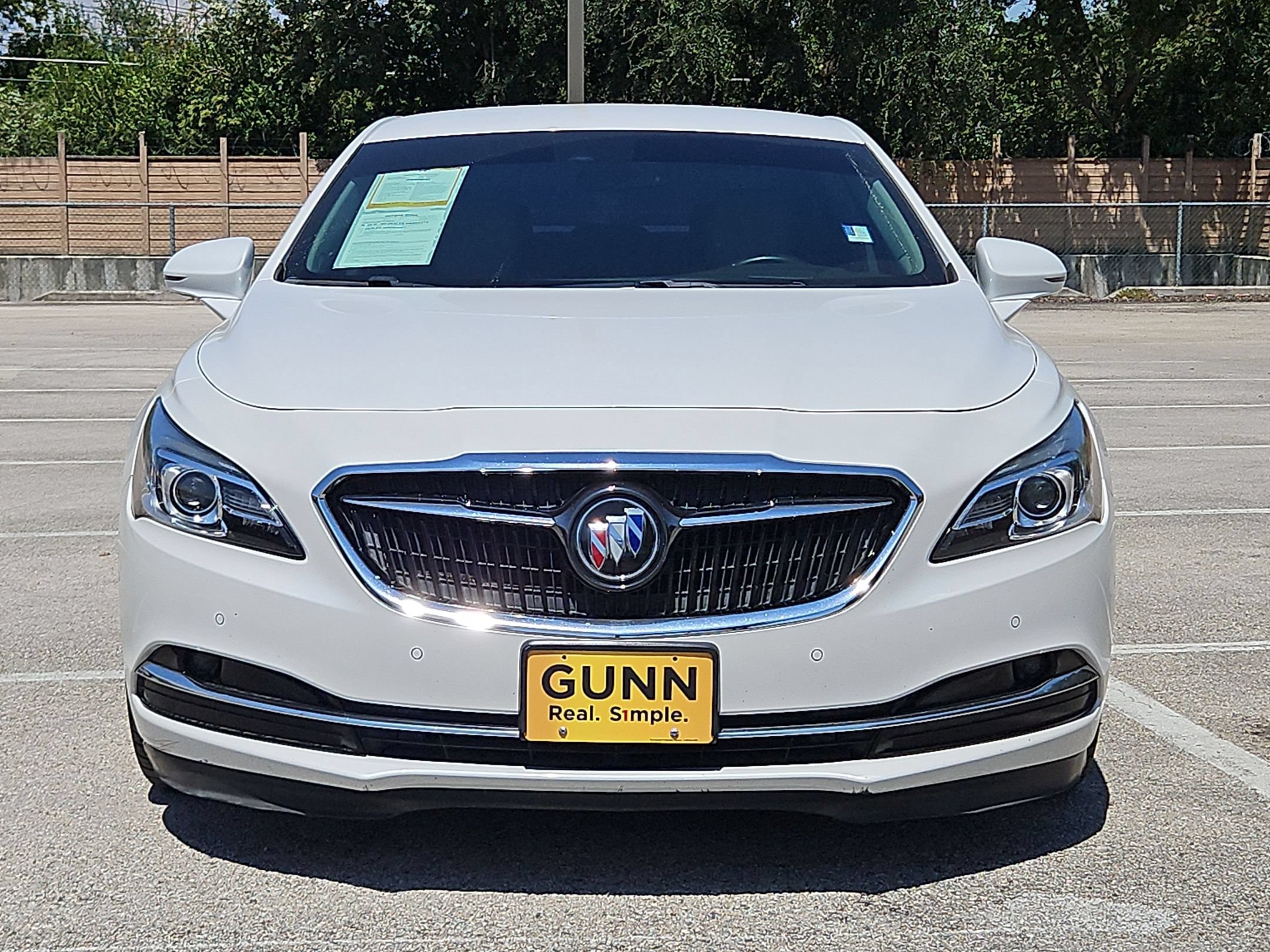 Used 2018 Buick LaCrosse Premium w/ Driver Confidence Package #2 FWD image 8