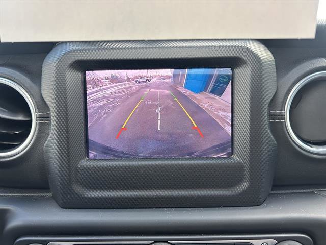 Used 2018 Jeep Wrangler Unlimited Sahara w/ LED Lighting Group image 18