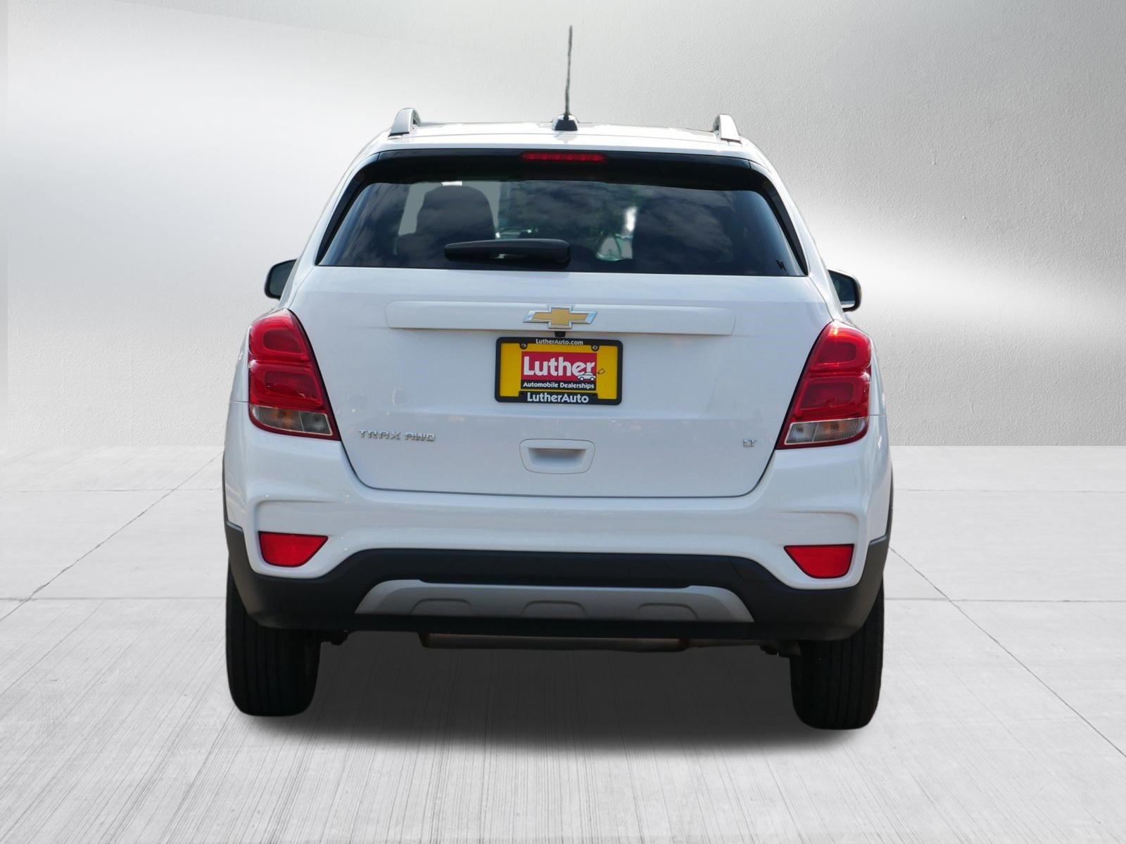 Used 2017 Chevrolet Trax LT w/ LT Convenience Package AWD/4WD image 6