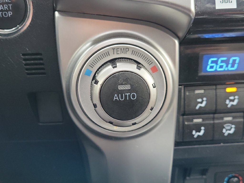 Used 2022 Toyota 4Runner Limited AWD/4WD image 27