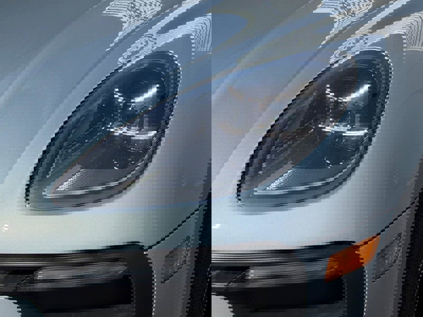 Used 2025 Porsche Macan image 10