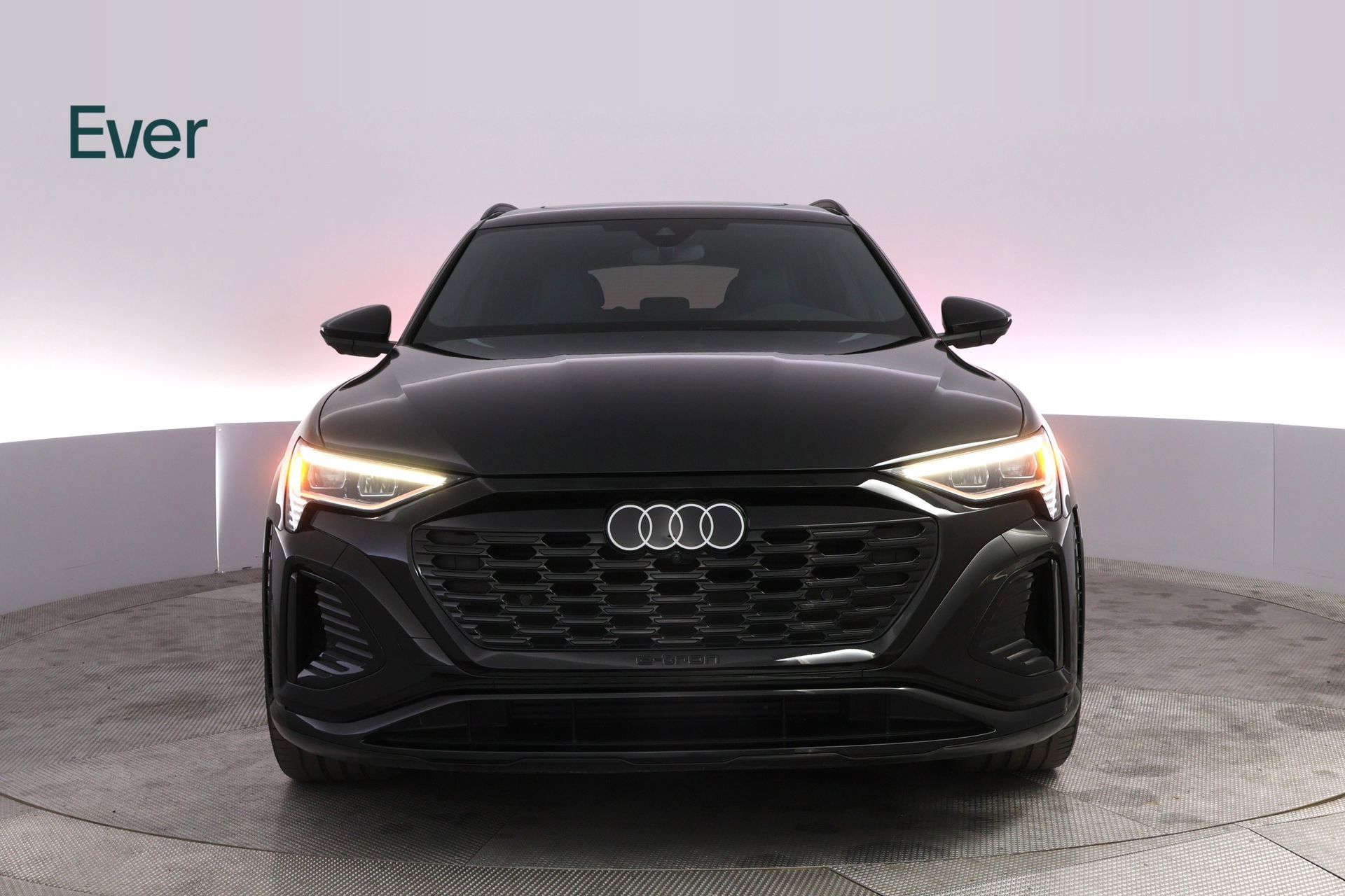 Used 2024 Audi SQ8 e-tron Premium Plus w/ Black Optic Package AWD/4WD image 12