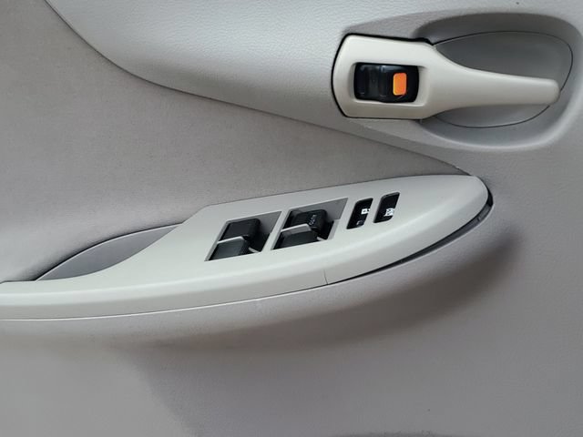 Used 2009 Toyota Corolla S FWD image 20