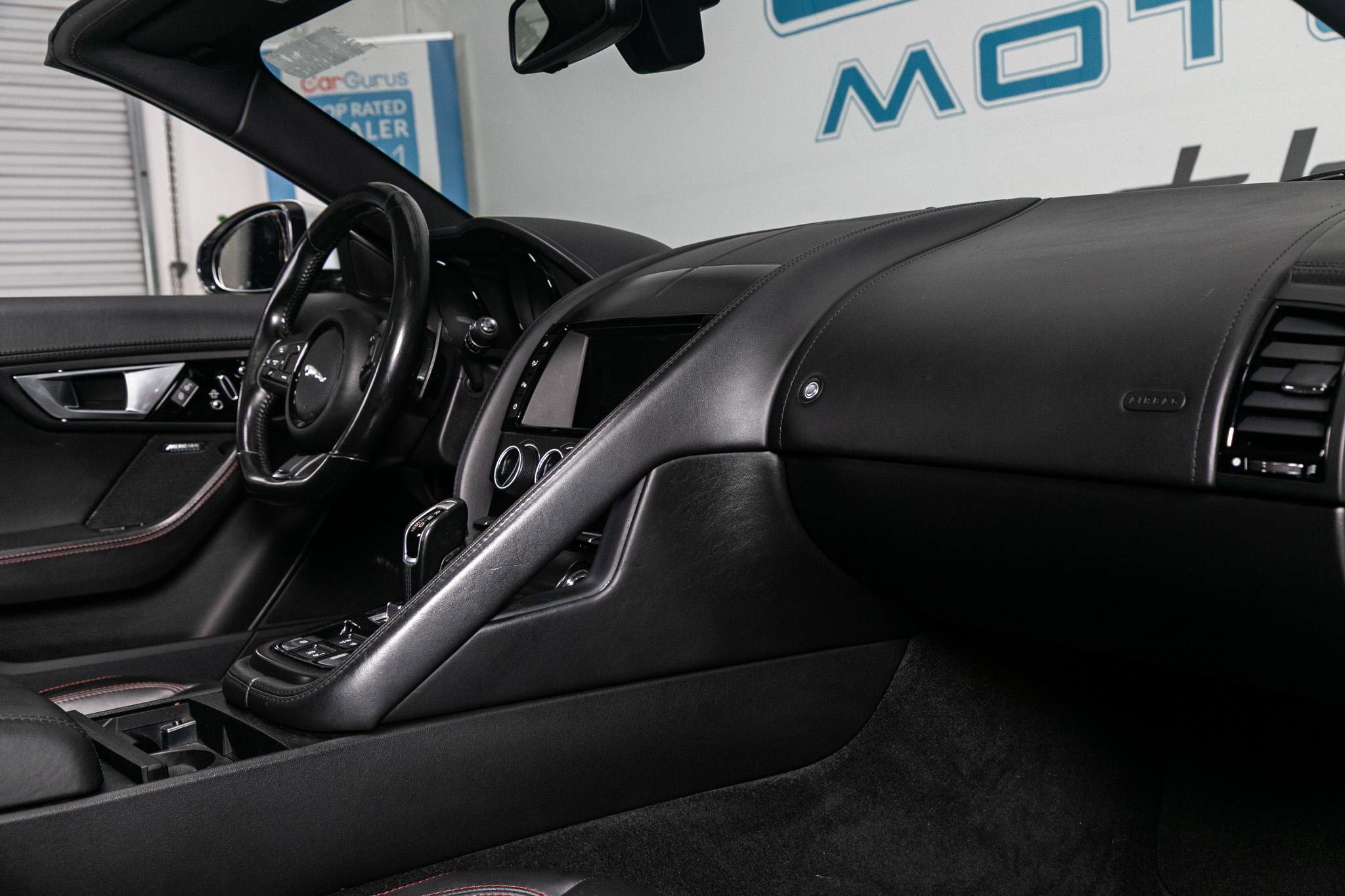 Used 2017 Jaguar F-TYPE S image 23