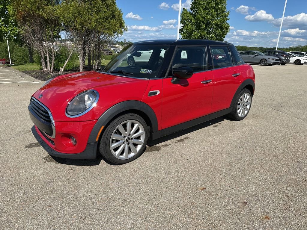 Used 2021 MINI Cooper 4-Door Hardtop FWD image 6