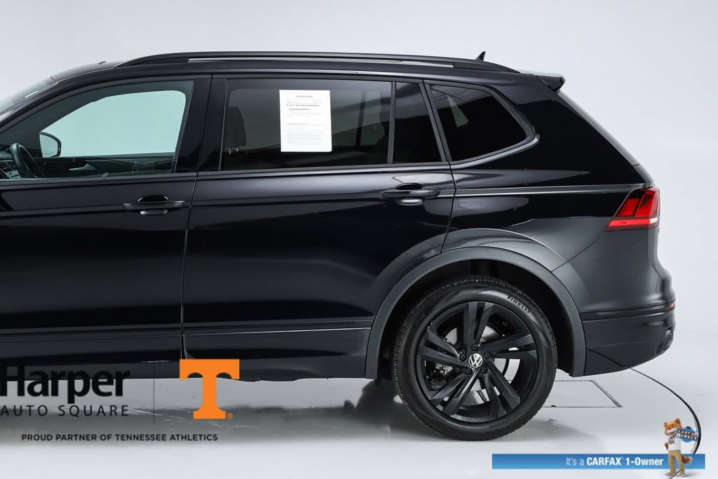 Used 2024 Volkswagen Tiguan SE R-Line FWD image 4