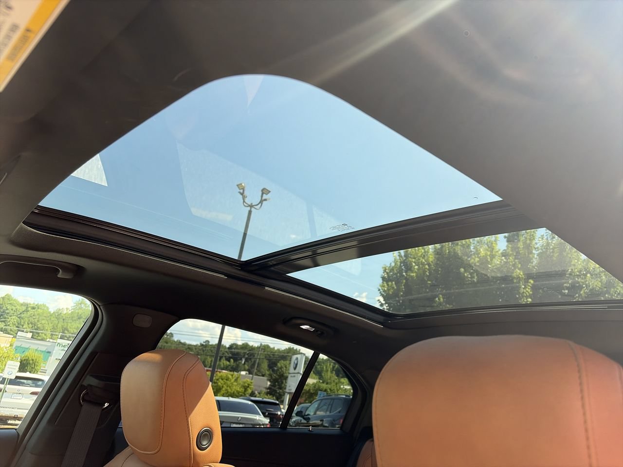 Used 2021 Cadillac XT4 Premium Luxury FWD image 29