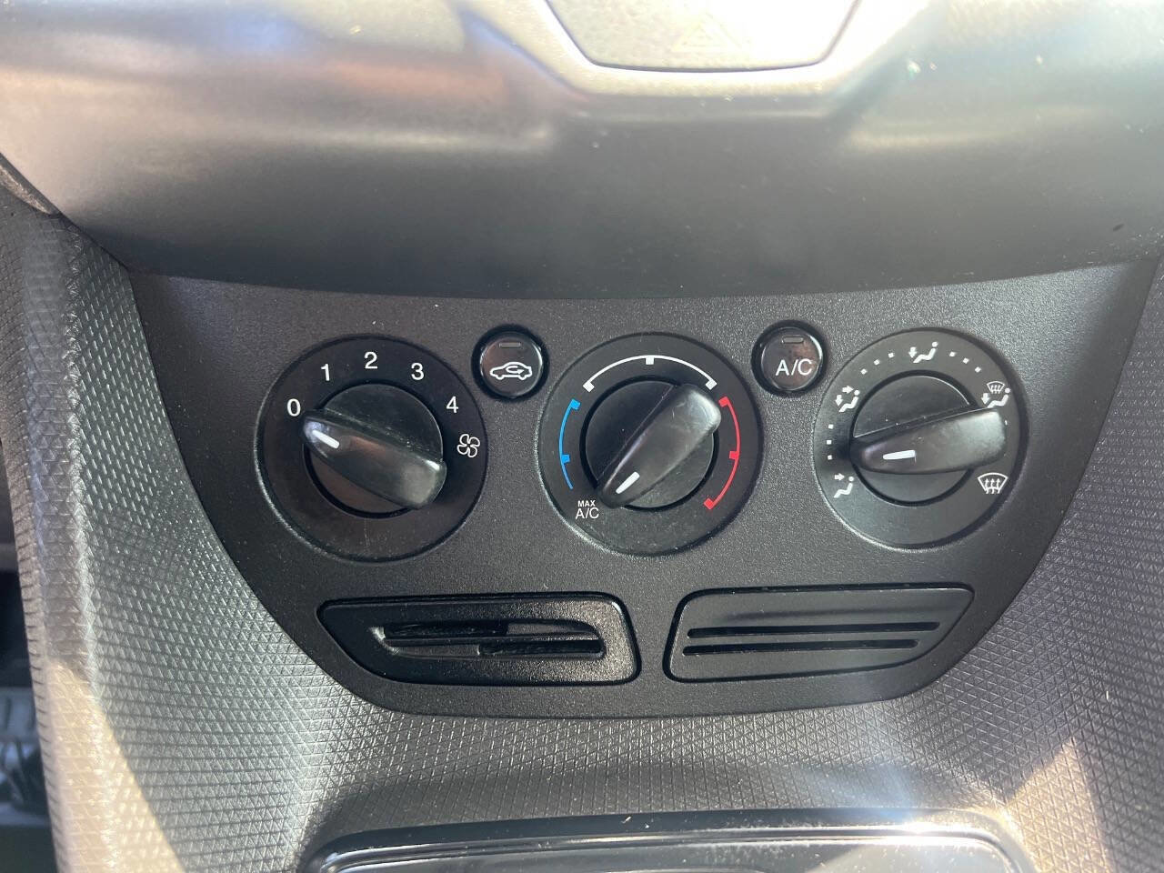 Used 2014 Ford Transit Connect XL FWD image 11