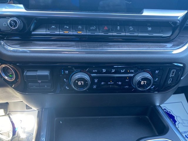 Used 2023 Chevrolet Silverado 1500 LTZ w/ LTZ Premium Package image 23