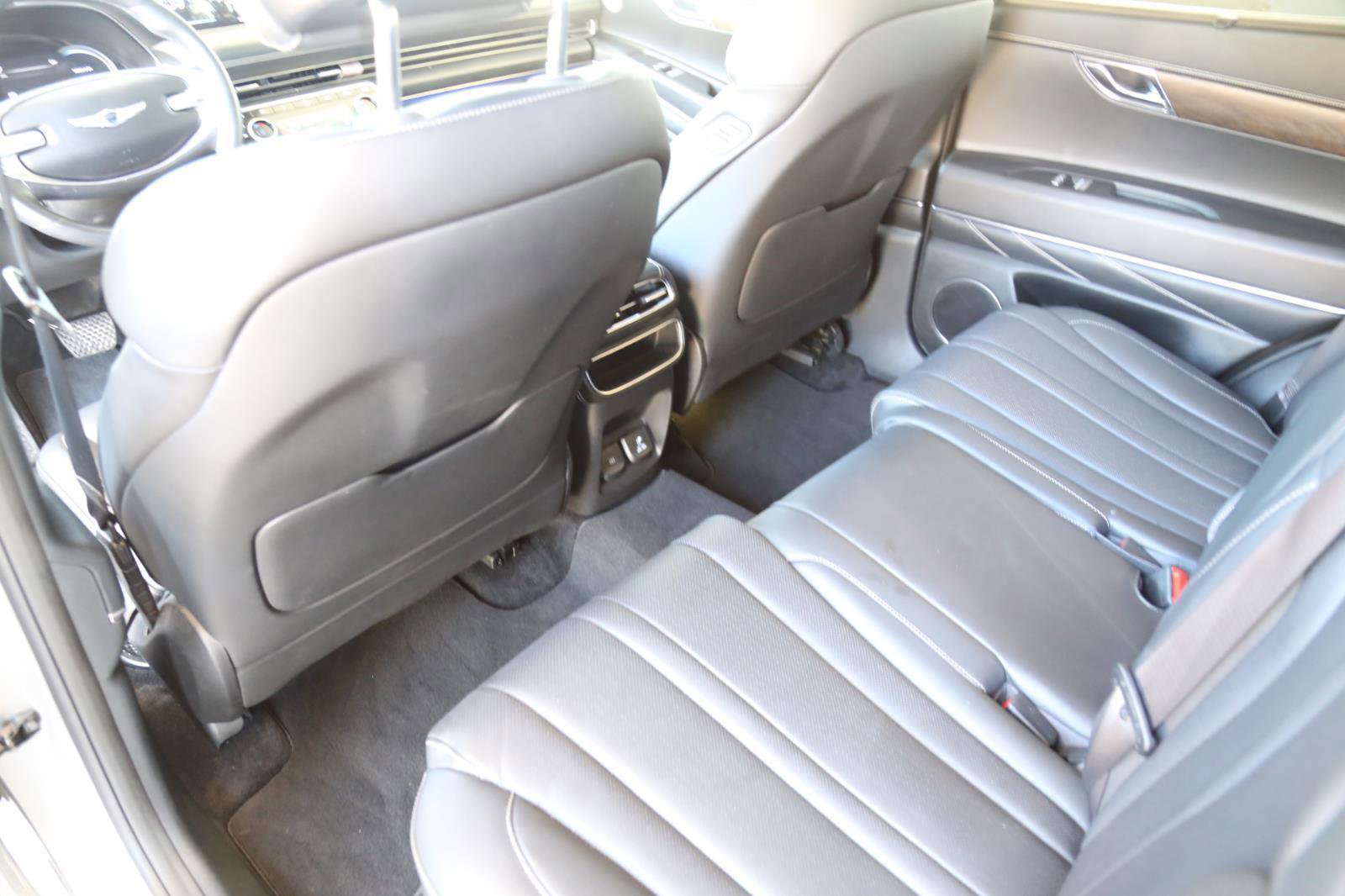 Used 2024 Genesis GV80 2.5T AWD/4WD image 23