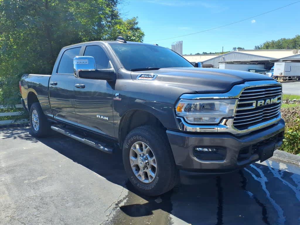 Used 2024 RAM 2500 Laramie AWD/4WD image 2