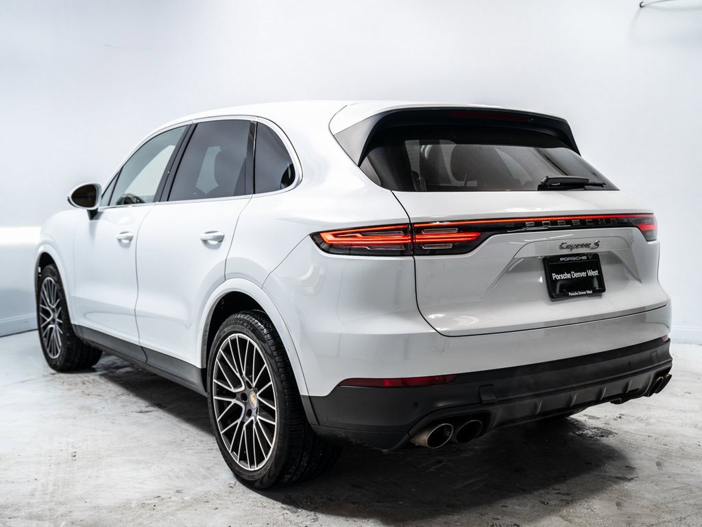 Used 2020 Porsche Cayenne S image 3