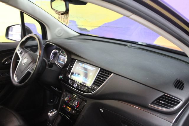 Used 2018 Buick Encore Essence w/ Experience Buick Package AWD/4WD image 8