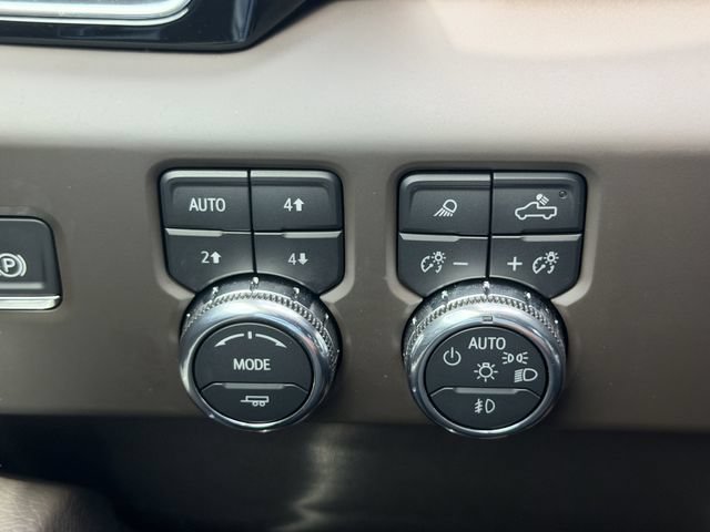 Used 2025 GMC Sierra 2500 Denali w/ Denali Reserve Package AWD/4WD image 29