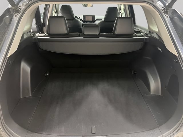 Used 2021 Toyota RAV4 XLE Premium AWD/4WD image 15