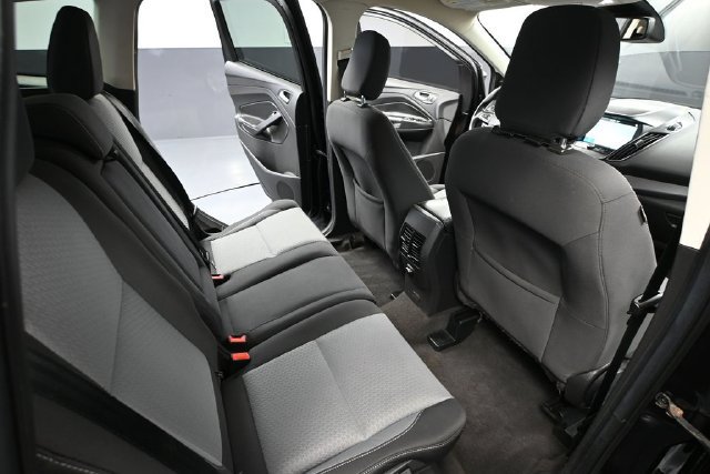 Used 2019 Ford Escape SE FWD image 33