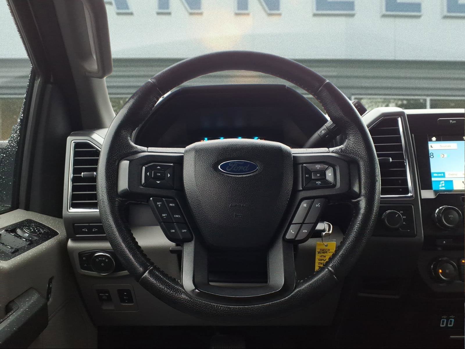 Used 2016 Ford F150 XLT w/ Equipment Group 302A Luxury image 20