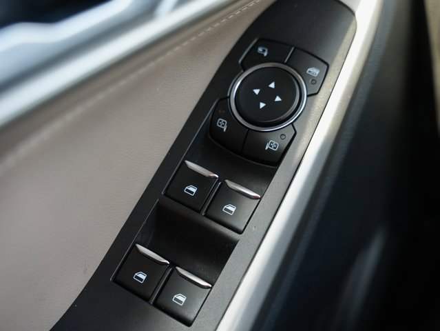 Used 2023 Ford Explorer Limited image 28