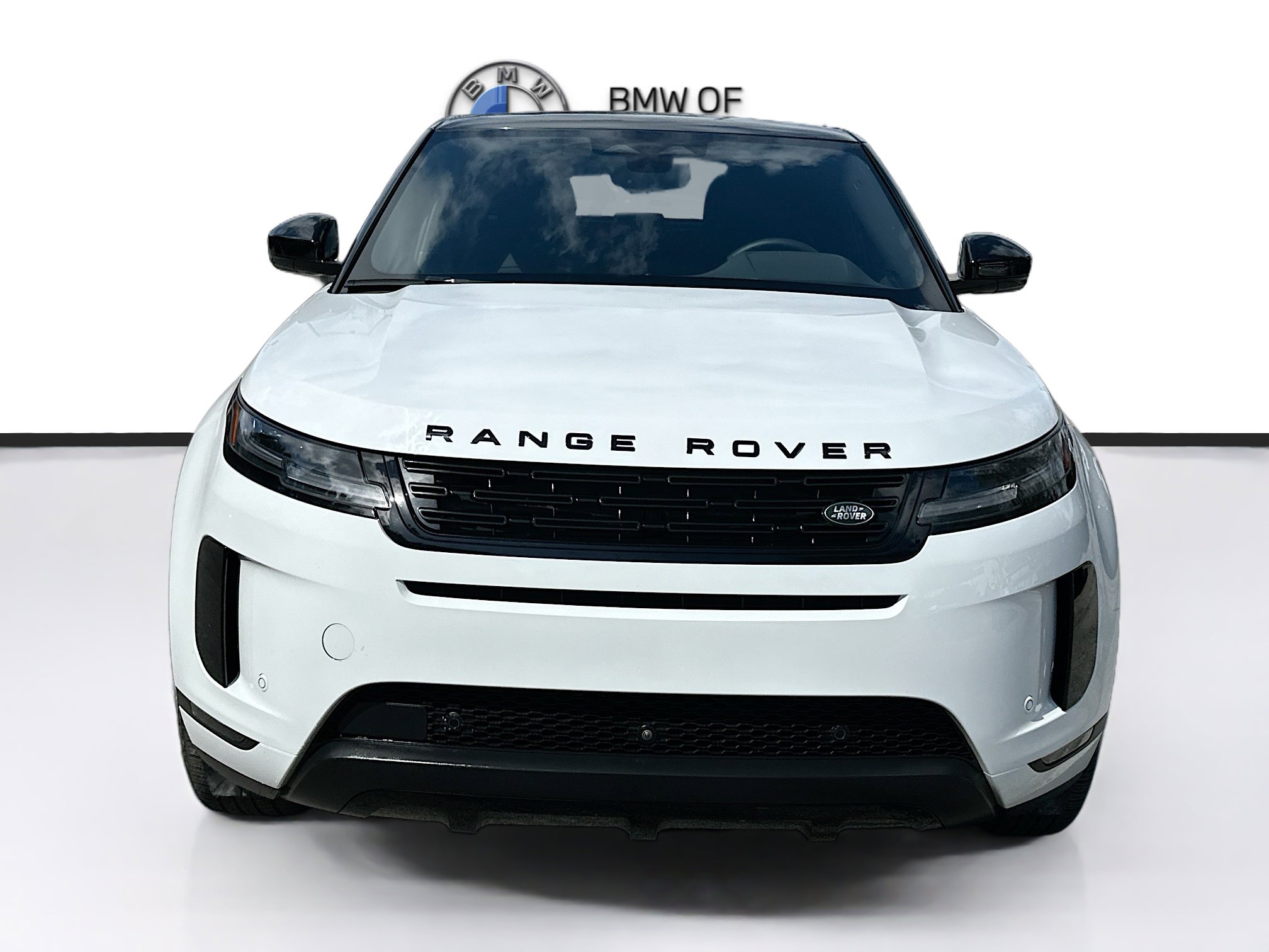 Used 2026 Land Rover Range Rover Evoque S image 2
