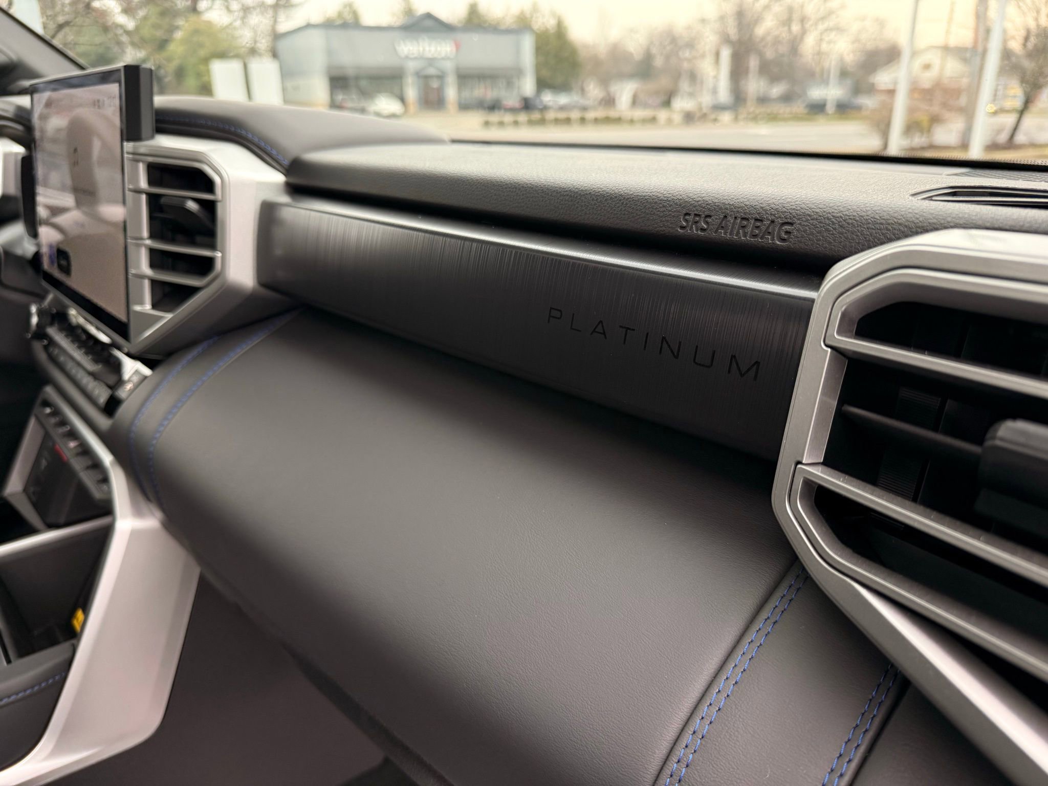 Used 2025 Toyota Tundra Platinum image 25