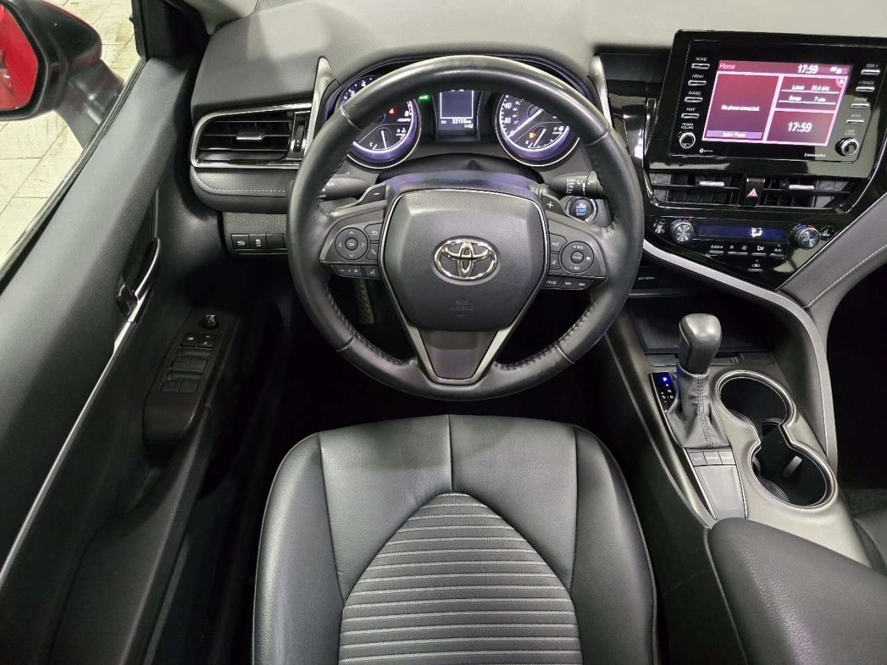 Certified 2023 Toyota Camry SE image 21