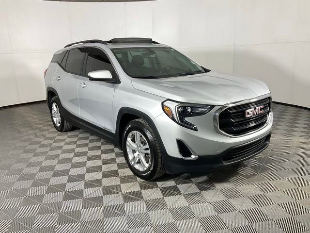 Used 2019 GMC Terrain SLE w/ Driver Convenience Package image 3