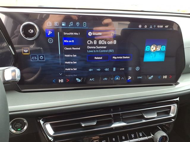 New 2026 Chevrolet Traverse LT w/ Driver Confidence Package image 13