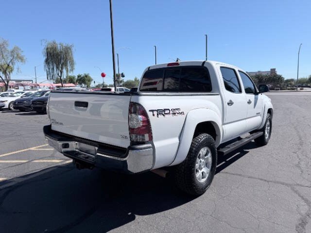 Used 2015 Toyota Tacoma 4x4 Double Cab image 3