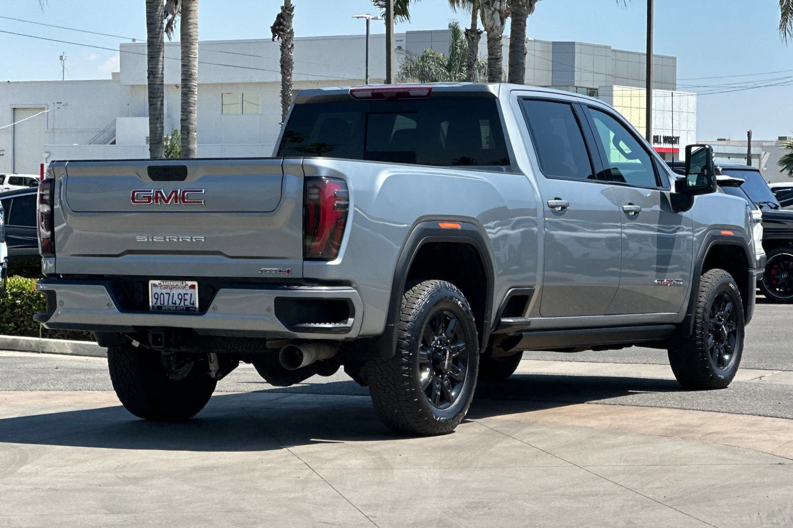 Certified 2025 GMC Sierra 2500 AT4 w/ AT4 Premium Plus Package AWD/4WD image 4