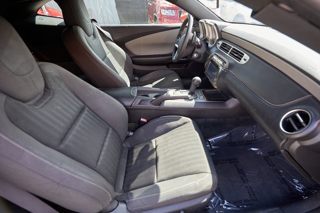 Used 2015 Chevrolet Camaro LS RWD image 13