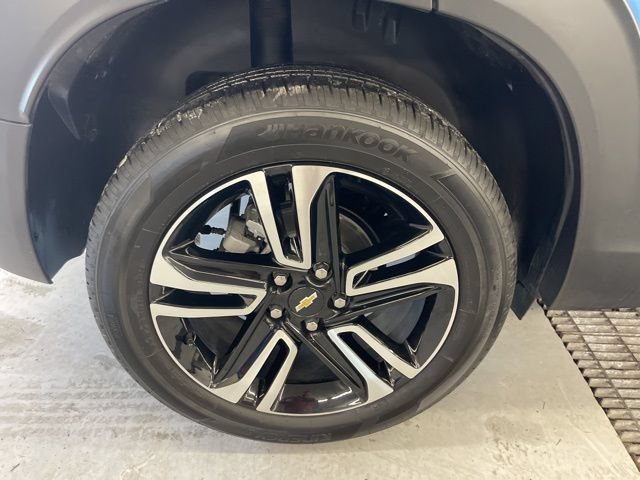 Used 2024 Chevrolet TrailBlazer LT AWD/4WD image 32
