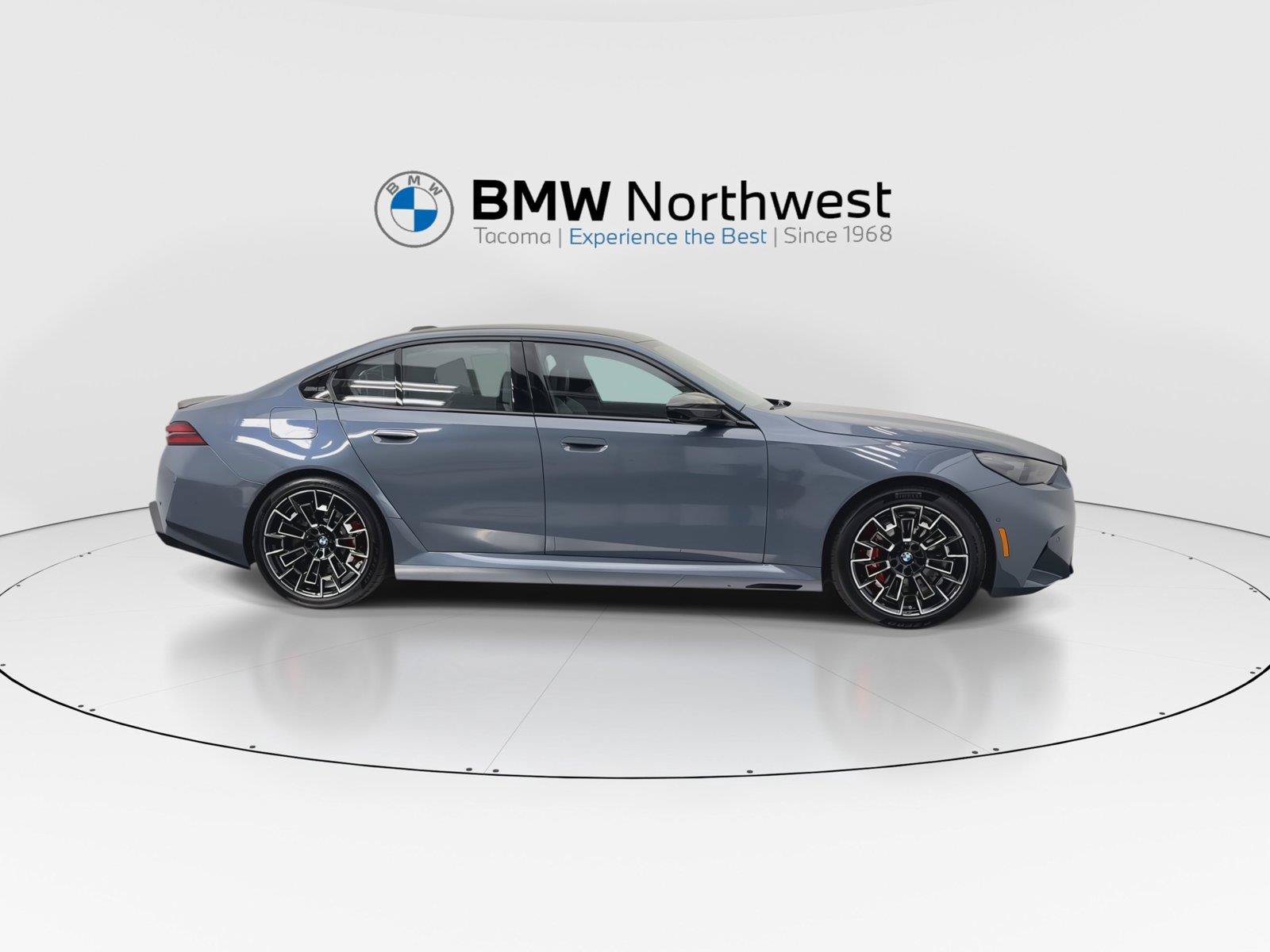 New 2027 BMW M5 w/ Carbon Package AWD/4WD image 5