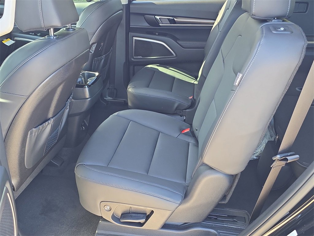New 2025 Kia Telluride S image 19