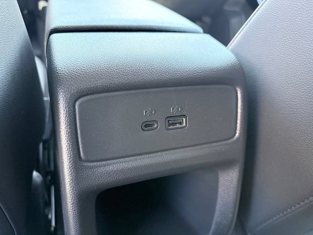 Used 2026 Chevrolet Trax LT FWD image 9
