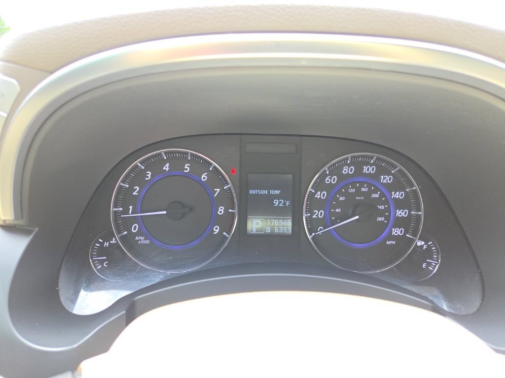 Used 2014 INFINITI QX70 2WD w/ Premium Package image 17