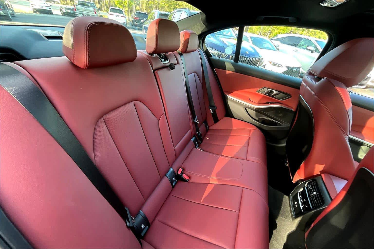 Used 2025 BMW 330i Sedan RWD image 19