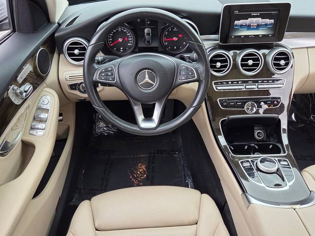 Used 2018 Mercedes-Benz C 300 4MATIC Sedan image 11