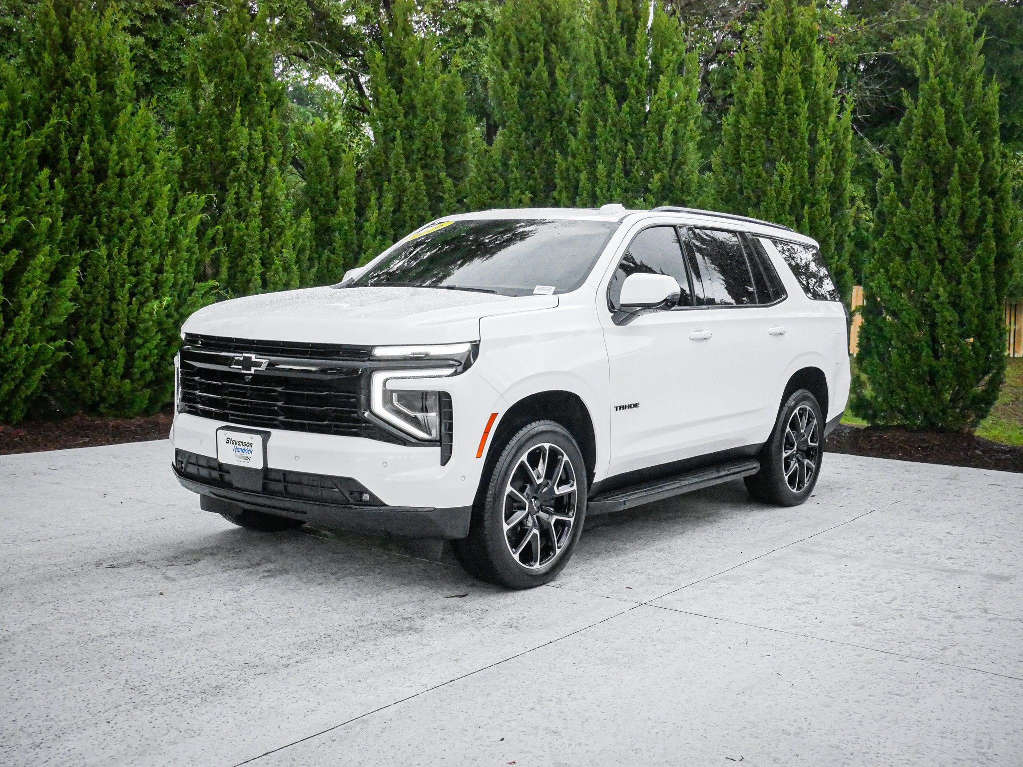 Used 2026 Chevrolet Tahoe RST w/ Comfort Package AWD/4WD image 5